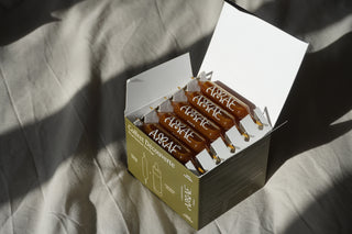 Compléments alimentaires sous forme d'ampoules à boire du Laboratoire Amaé. Un soin anti-âge naturel.